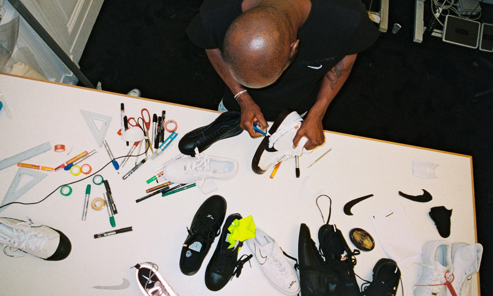 virgilabloh17年在做什么,virgilabloh第一个作品