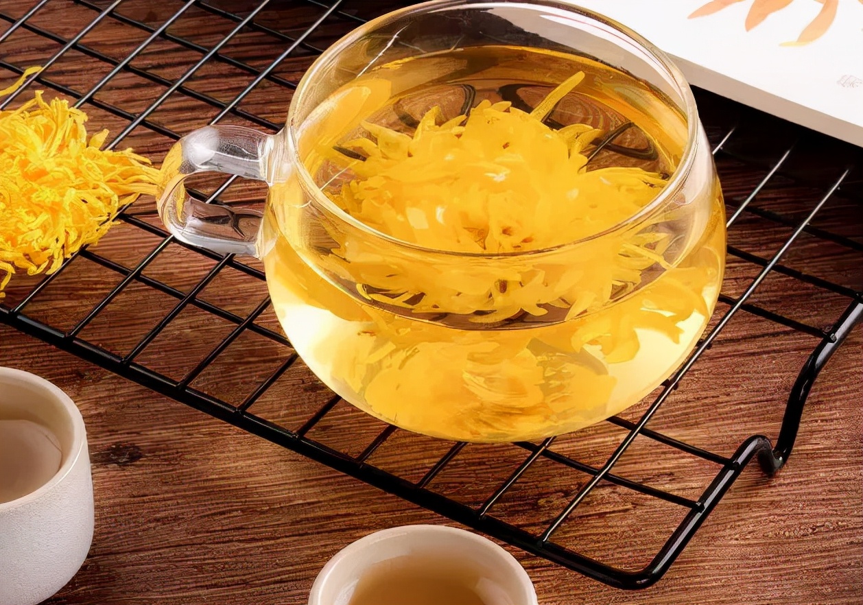 金丝皇菊泡什么能清肝明目,金丝皇菊组合养生茶
