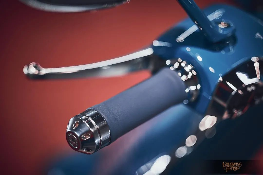 vespa联名红色限量款lv,lvvespa联名