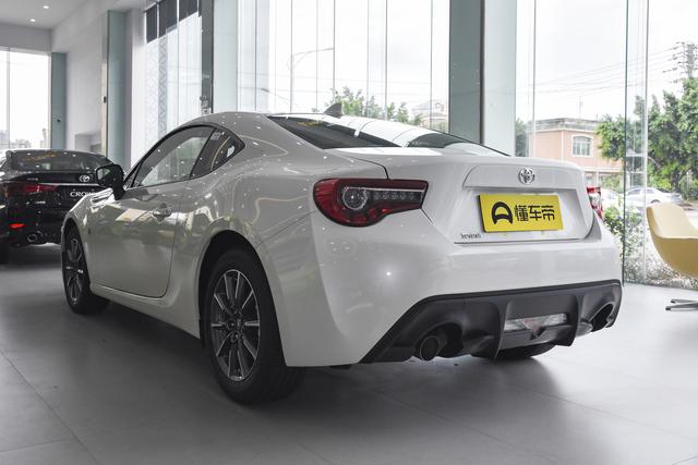 全新一代丰田86试驾视频,丰田86新款吐槽点