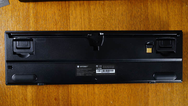 升级还是降级？从罗技到黑峡谷——小巧全键，双模为王