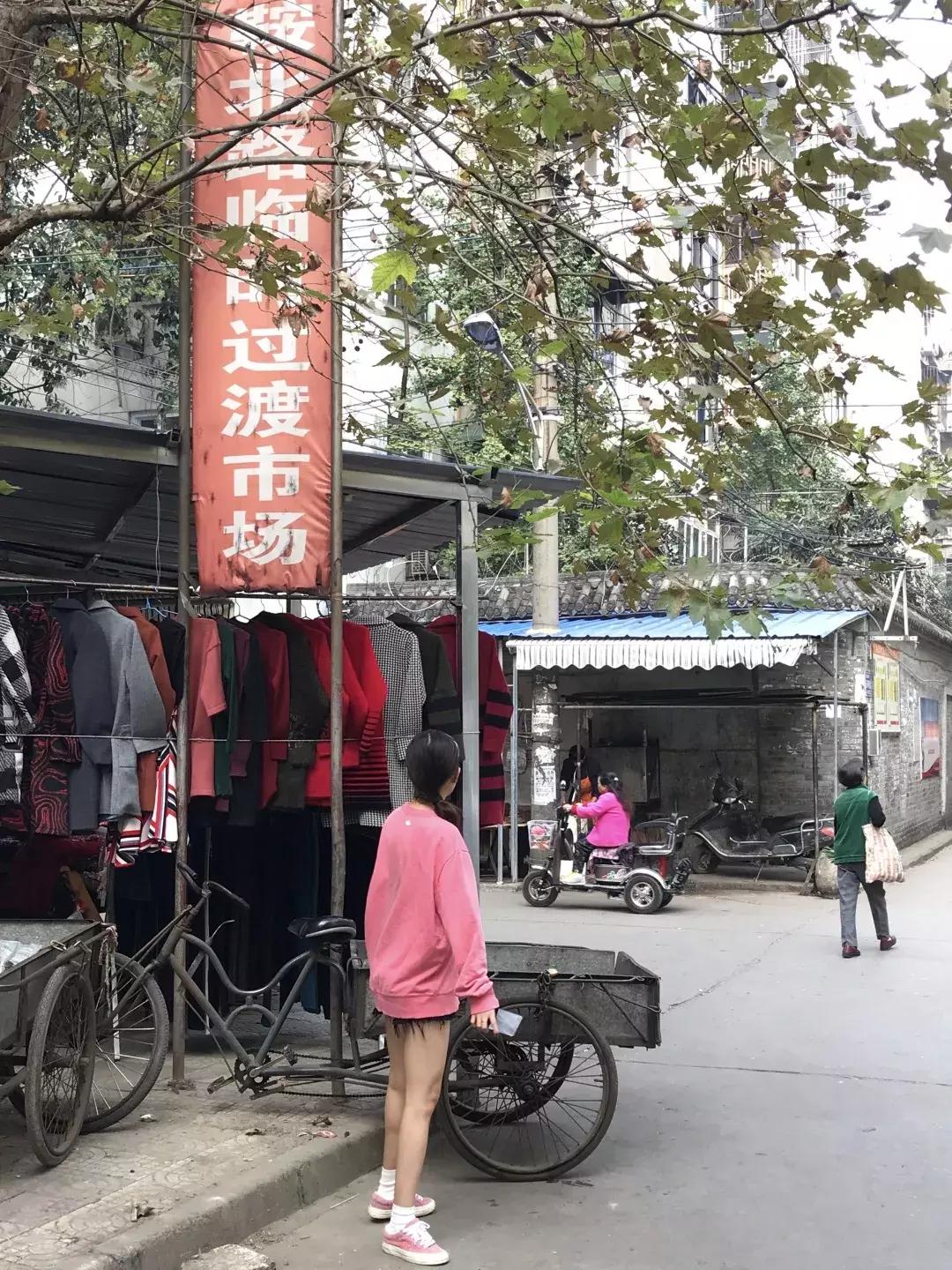 菜市男孩视频素材,菜市场男童