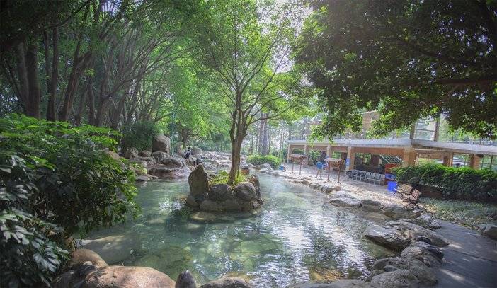 昆明弥勒温泉推荐,弥勒湖泉温泉五一