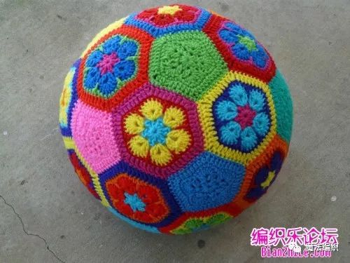 儿童足球帽编织方法,毛线足球钩针教程