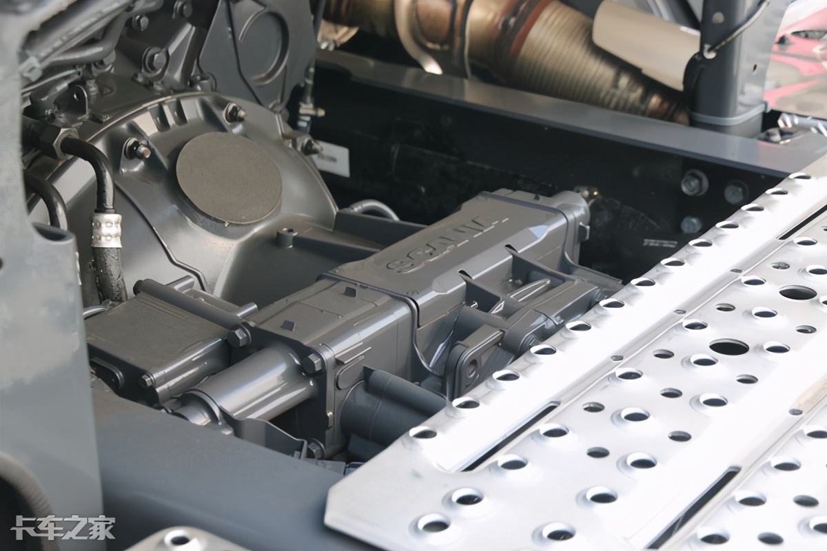 450匹马力的汽油车,450马力斯堪尼亚