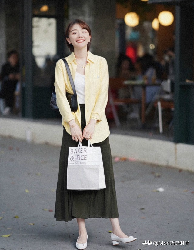 肩宽背薄脖子短女生怎么穿,肩宽背厚手臂粗女生上衣怎么选