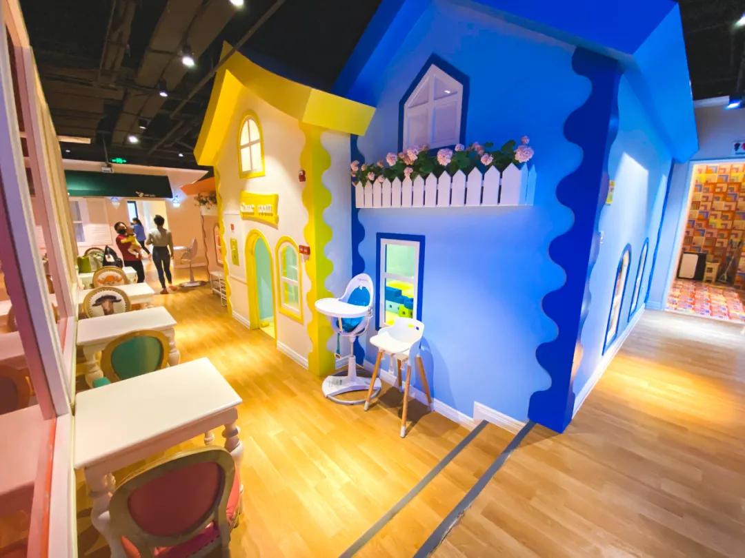 适合大孩子玩的亲子游泳,这家亲子游泳馆真的适合遛娃