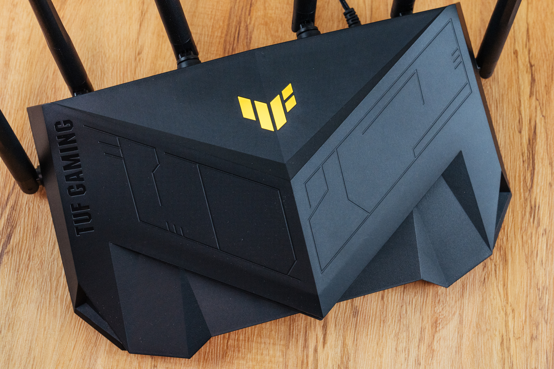 华硕tufax5400路由器评测,华硕tufgamingax5400路由器评测