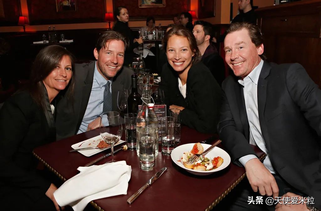 超模变迁史,超模嫁到豪门生孩子