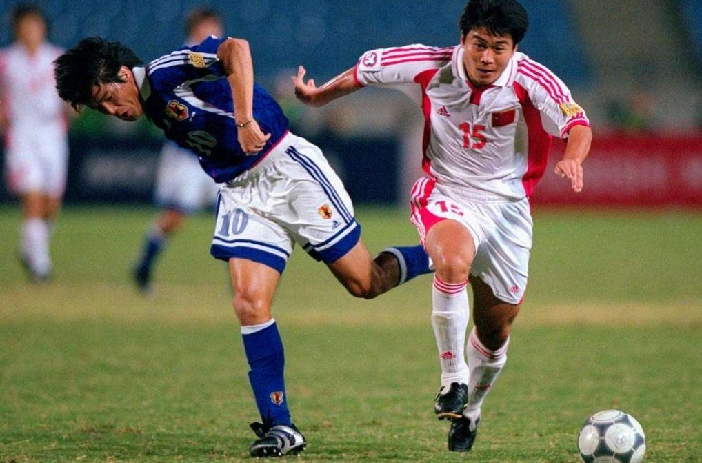 足球员转会有什么程序吗,足球转会期什么意思