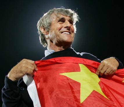 中国足球态度比什么都重要,态度决定你的高度文章