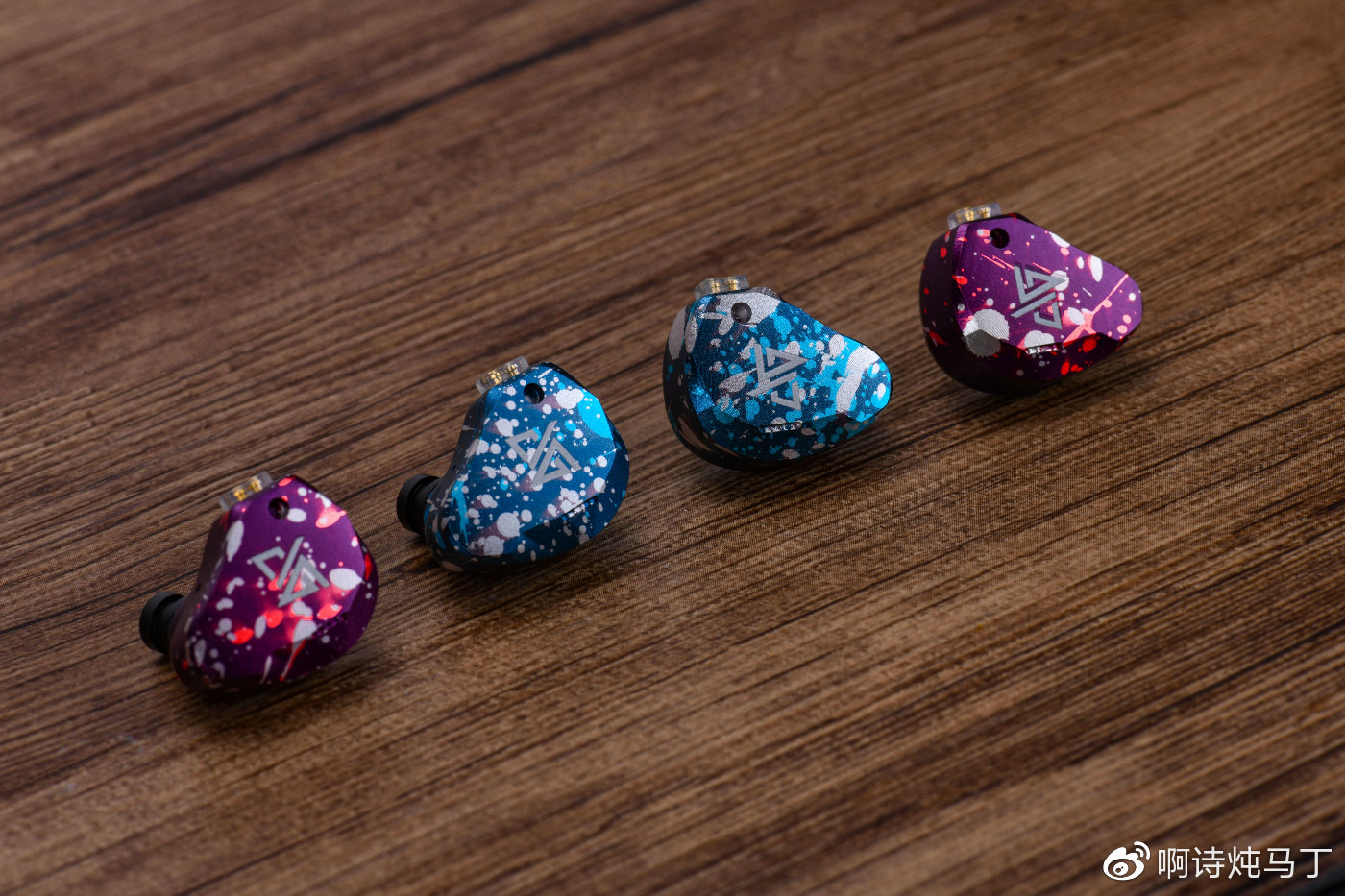 视觉系大师，声音是否也好听？—徕声RT-3三单元圈铁耳机