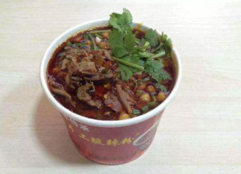 这才是正宗的酸辣粉的正确做法,正宗酸辣粉培训重庆小吃培训学校