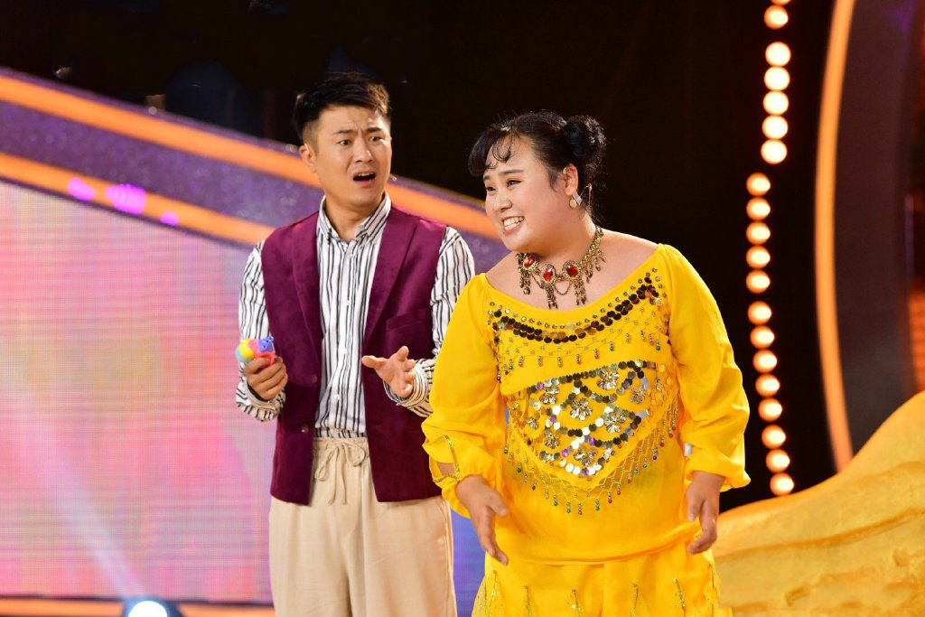 郭德纲现场和徒弟讲相声笑傲江湖,郭德纲相声笑傲江湖爆笑全场