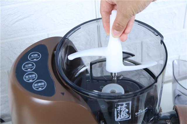 九阳面条机老款布朗熊,吃面的新方式