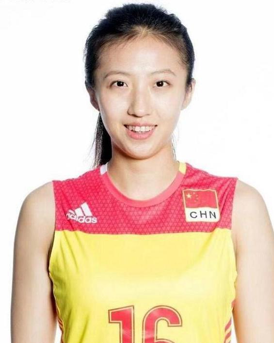 中国女排参加女排2021联赛名单,中国女排美国女排世联赛4强名单