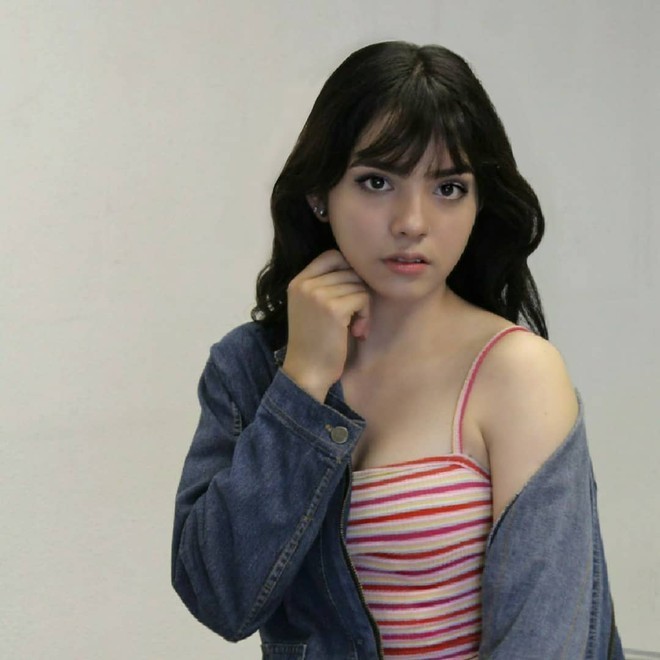 “她的那一箭射在了我的心中!”东京奥运赛场,这位令宅男疯狂的清纯系美女射箭选手,场下却是那么奔放不羁