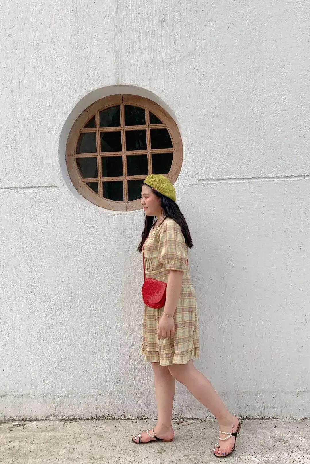 胖子穿宽松的衣服更显胖吗,胸大穿什么衣服好看不显胖