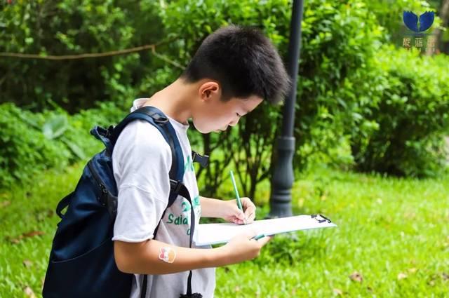 师范学院表演“大尺度”？节目开播就被封禁，平台解释：穿着暴露