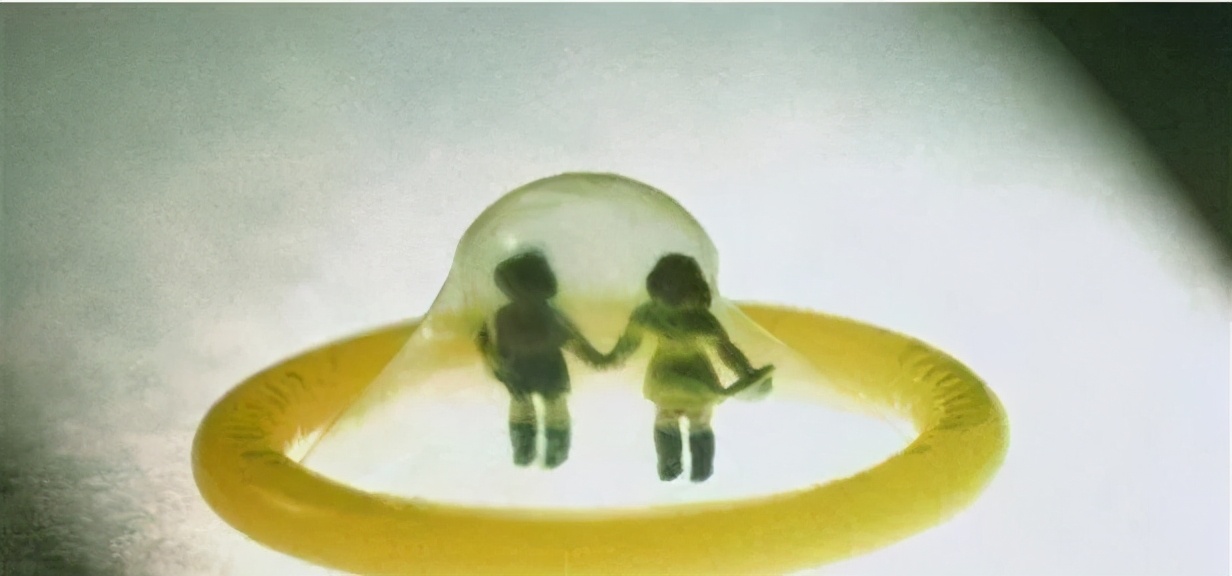 避孕套上的油是用什么做的？对身体有没有危害？今天总算知道了