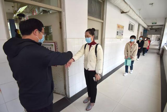 香河一中三中,香河三中初中什么时候开学