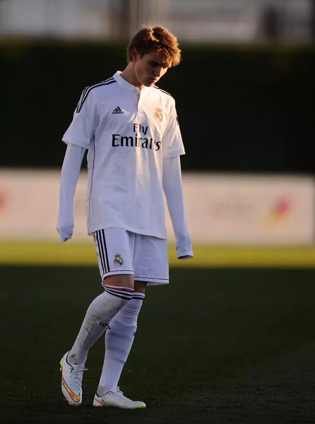 他被誉为挪威绝世天才，近年被四处租借，梦想着重回伯纳乌