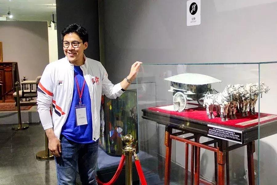 香港青少年足球交流团访津津云记者专访全国政协委员、天津市政协委员霍启刚