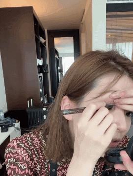 乔欣妆容教程,乔欣化妆改造时尚cosmo