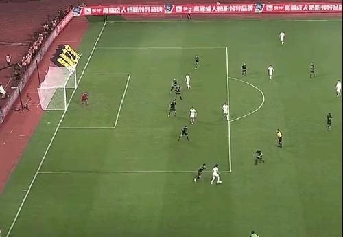 梅开二度预赛武磊传射阿兰,武磊国足1比0泰国队