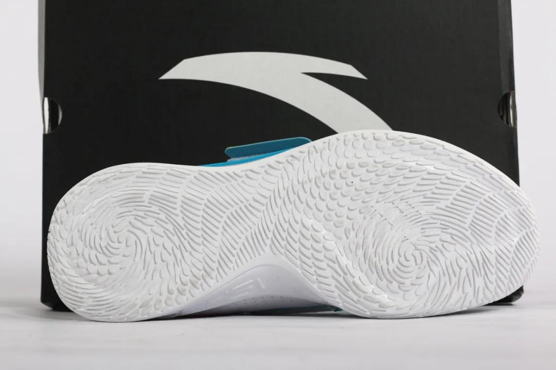 水花2代篮球鞋怎么样,篮球鞋评测性价比