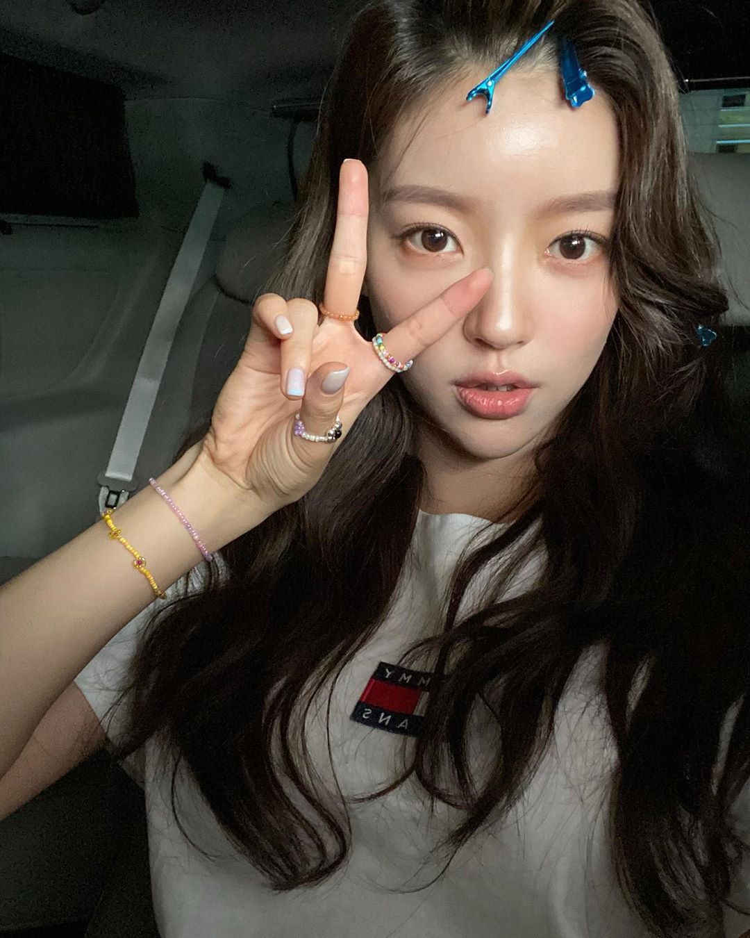 教你一招让头发又蓬松又好看,如何让自己的头发蓬松显脸小