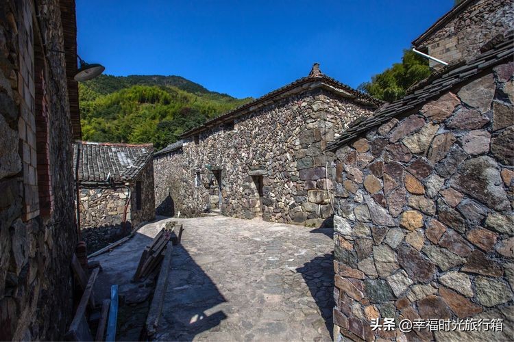 在浙江缙云的一个小山村，居然也有“人熊”传说，至今仍津津乐道