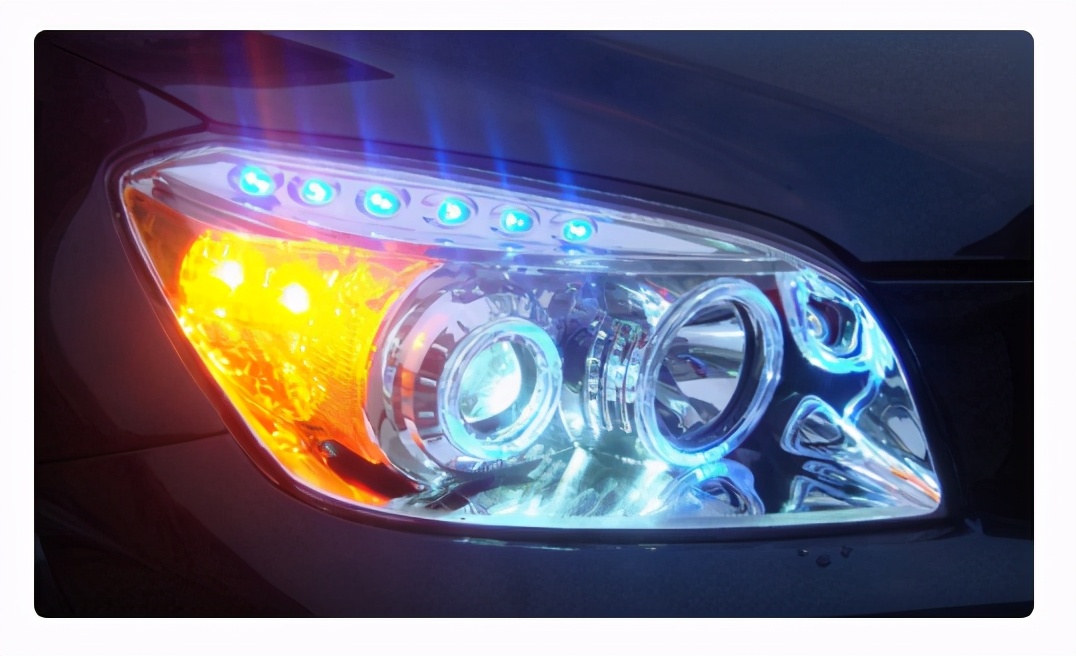 车灯卤素和氙气和led哪个好,氙气大灯和led大灯有什么区别