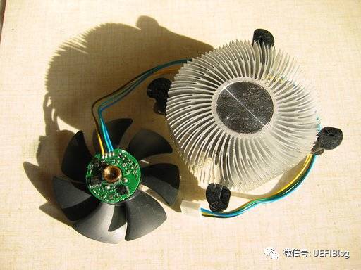 如何给cpu风扇加油,cpu风扇在什么情况下才会工作