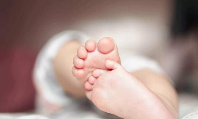 孩子好动注意力不集中应该怎么办,12岁男孩好动注意力不集中怎么办