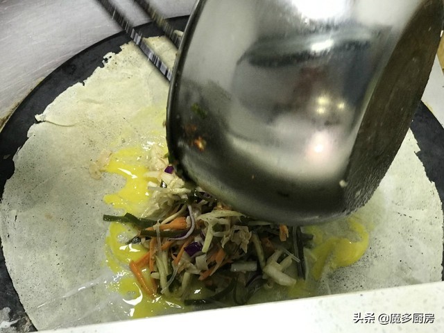 南京最好吃的徐州菜煎饼,徐州当地常见的菜煎饼