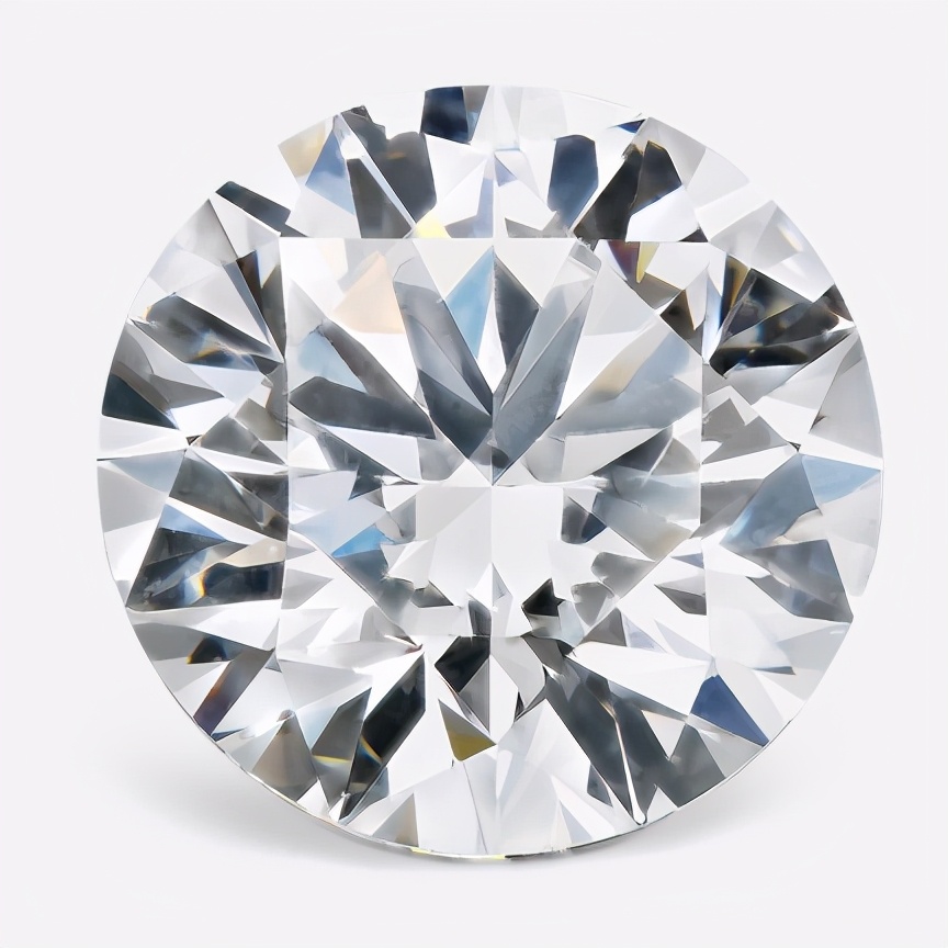 5万元买表还是买钻戒好 (5万能买什么成色的钻戒)