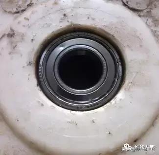 西门子洗衣机水封轴承多少钱,滚筒洗衣机换轴承水封全过程