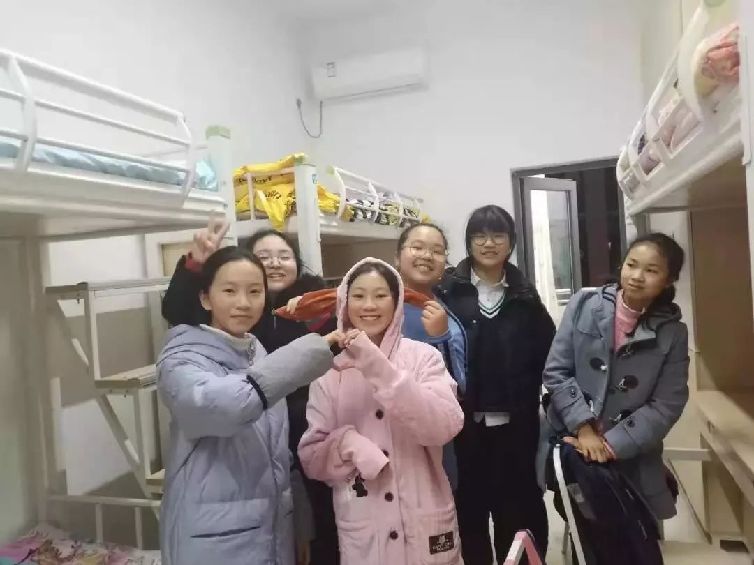 西大附中浐灞中学师资力量,西大附中学校环境