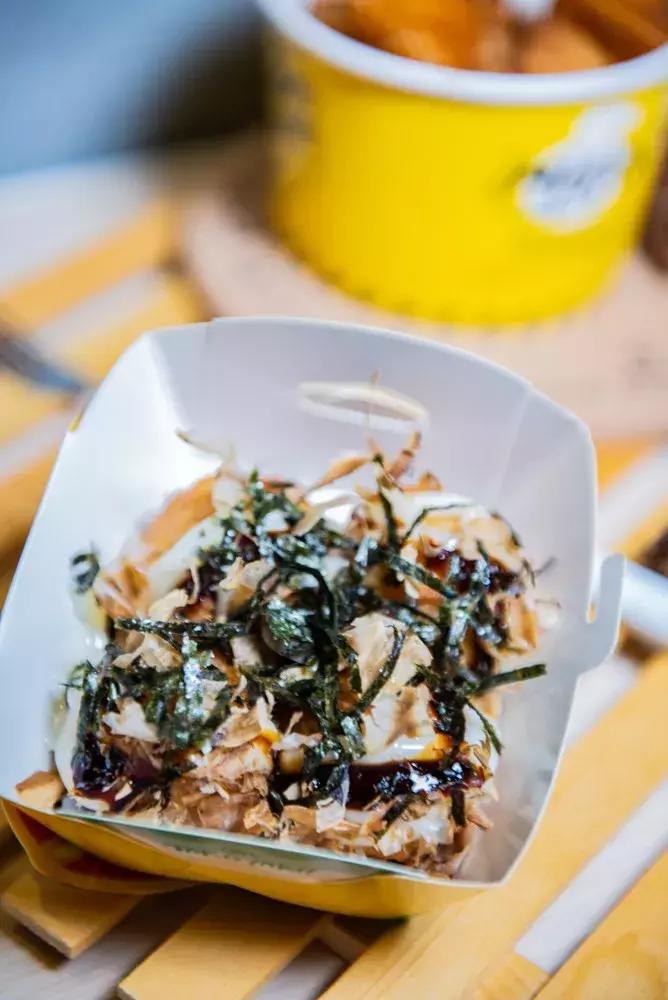 天津一家小馆靠这道菜火了30年,天津有一家小馆靠这道菜火了30年