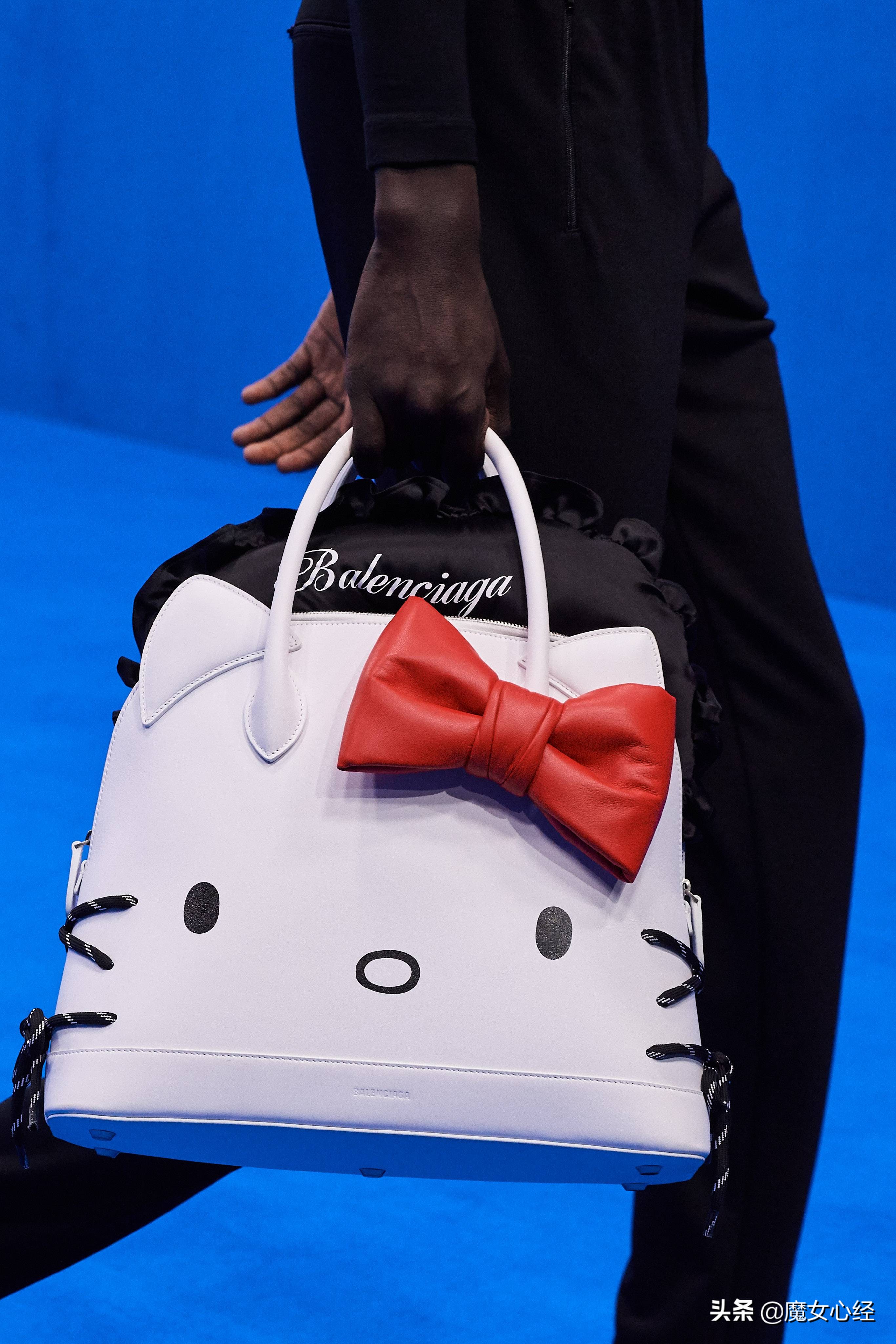 包包推荐平价学生hellokitty,平价又好看的巴黎世家包包