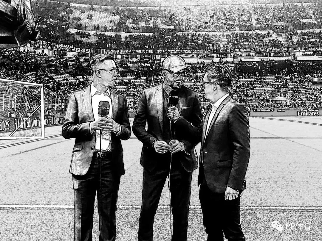 八里庄17F的长明灯火足球狗的日常