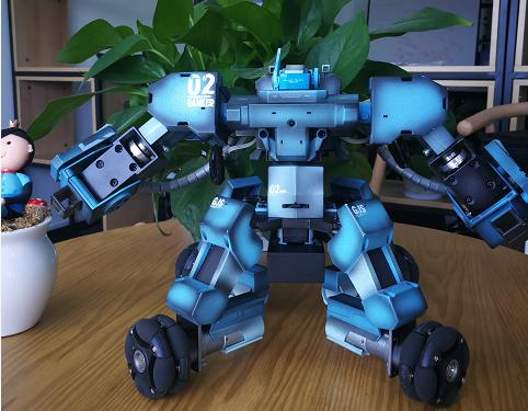 射击、近战、技能……不，这不是电脑游戏，这是Ganker机器人！