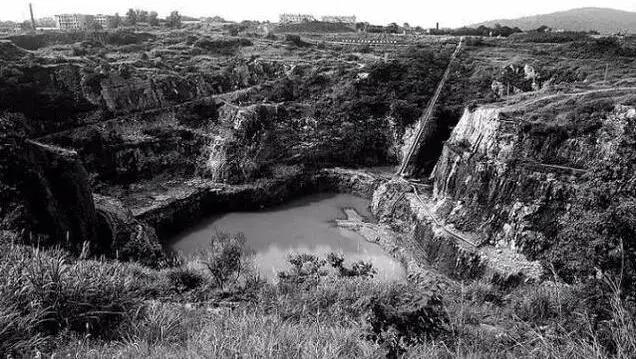 8字头起!地铁口瞰江美宅即将首开