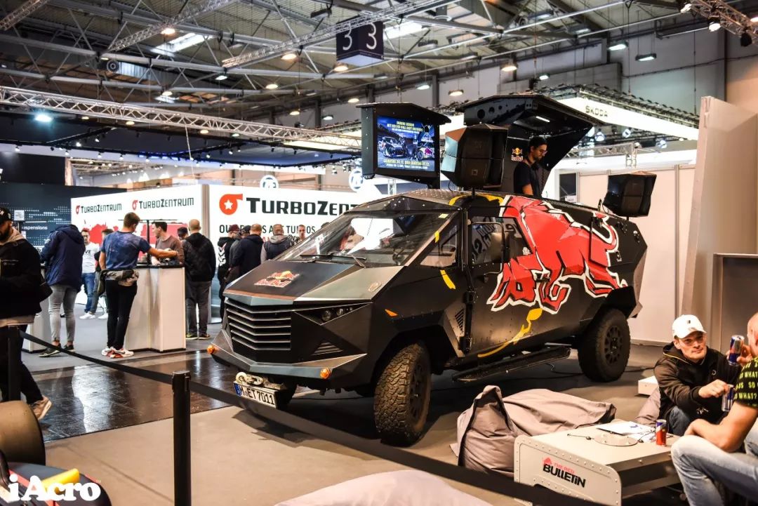 iAcroNavi——德国埃森改装车展之眼花缭乱上篇