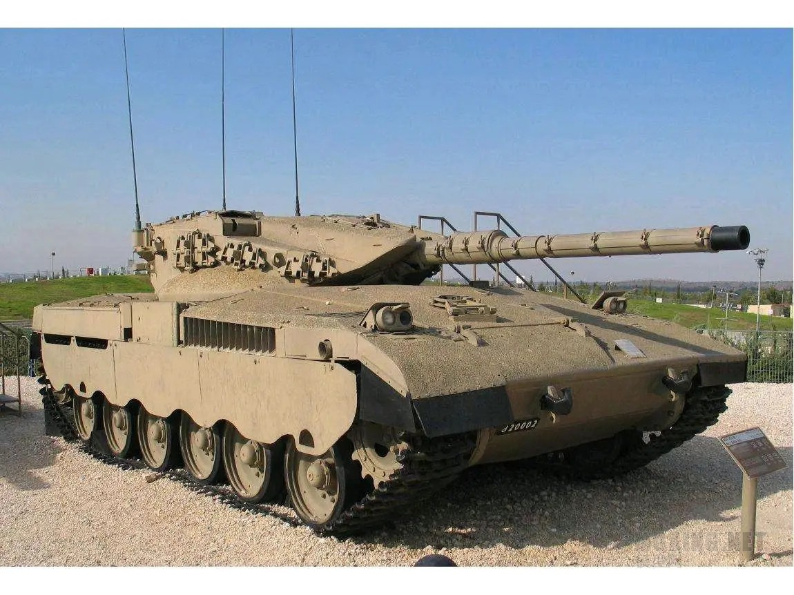 MENG,SS-018-1/35以色列“雌虎”重型装甲运输车-简介与开盒