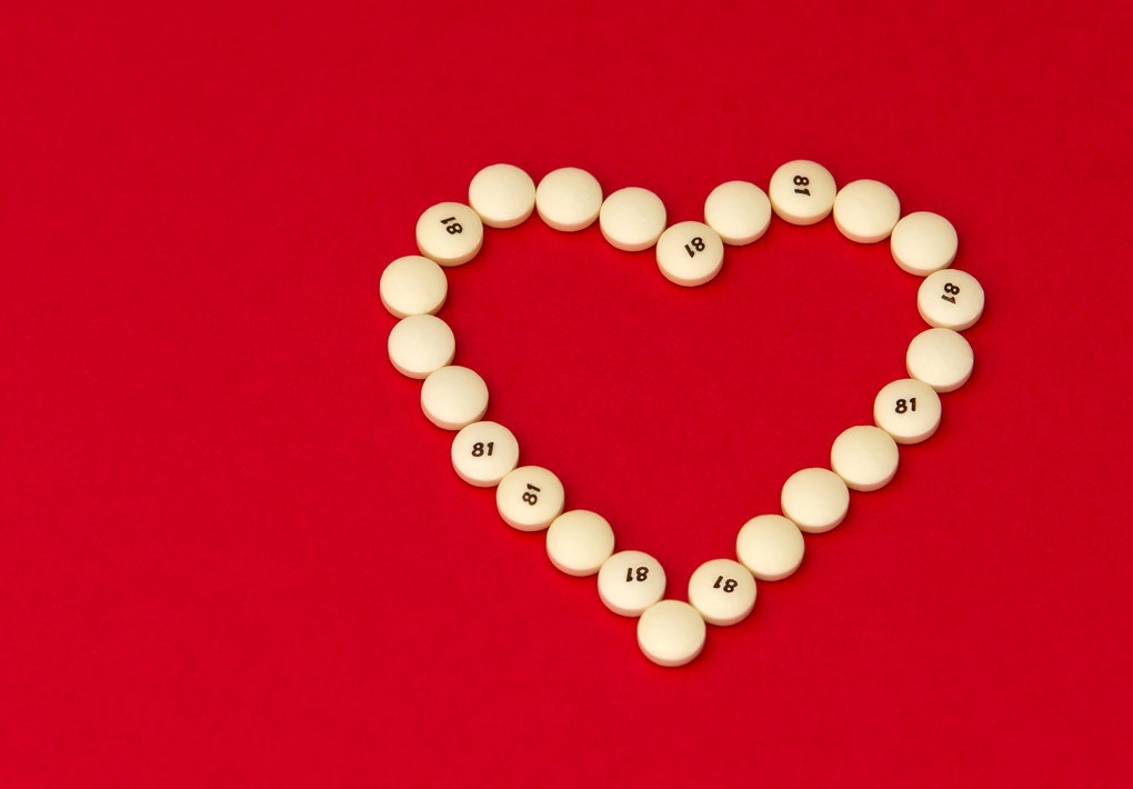 颈动脉斑块与阿司匹林,颈动脉斑块吃他汀还是阿司匹林好