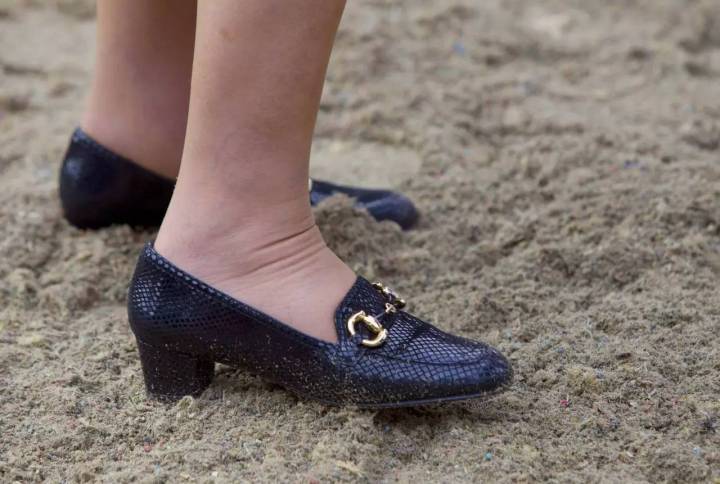 口红检验师,口红测试人员