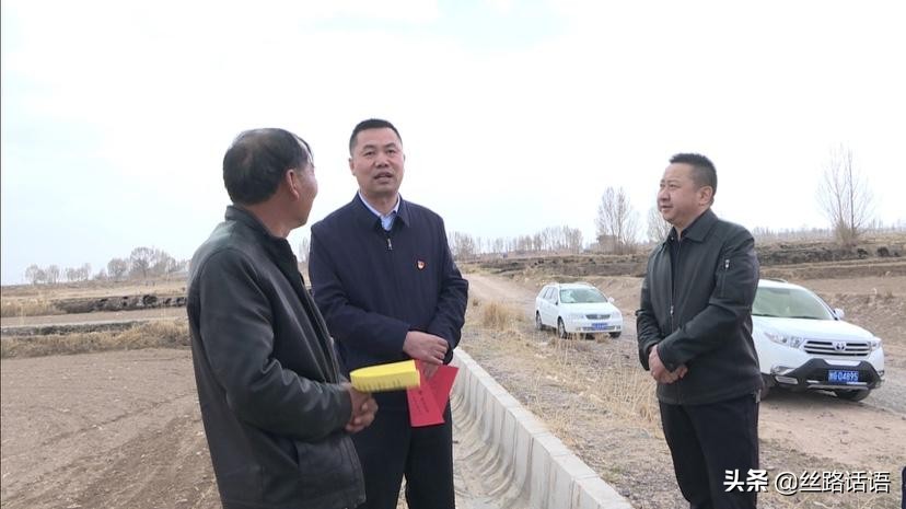 人勤春来早农机视频,人勤春来早菜农备种迎春耕