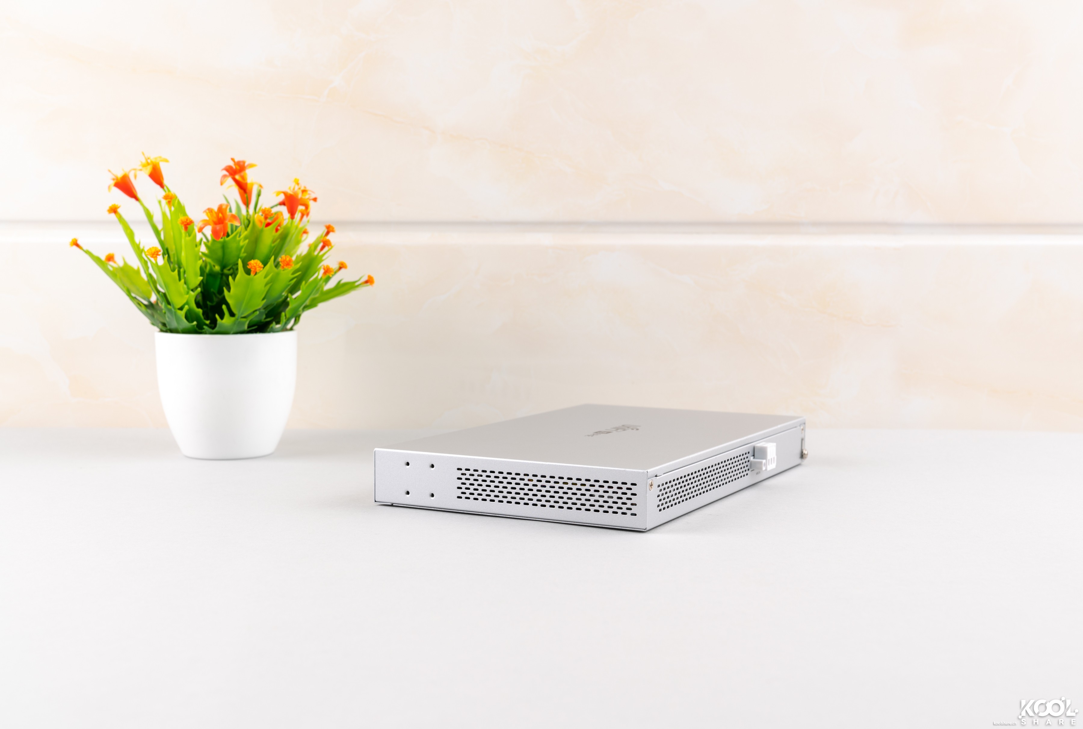 ubnt万兆交换机,万兆三层交换机推荐ubnt